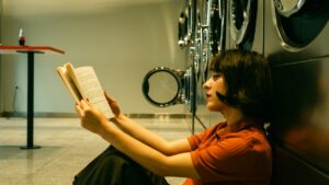 5 Books on Personal Growth that Improve your Reading Level in English